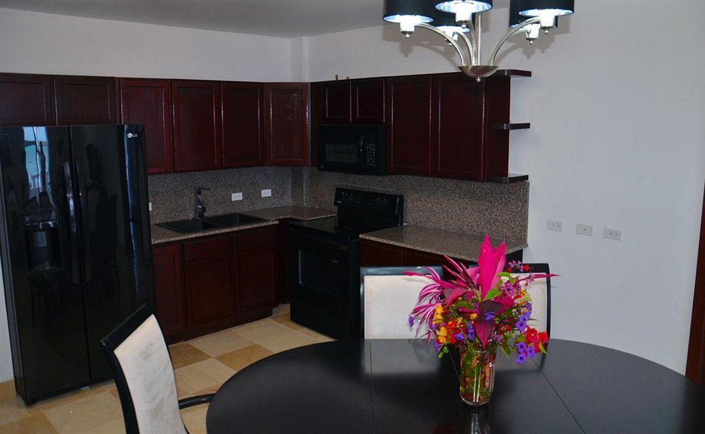 Sands Villas سان بيدرو المظهر الخارجي الصورة