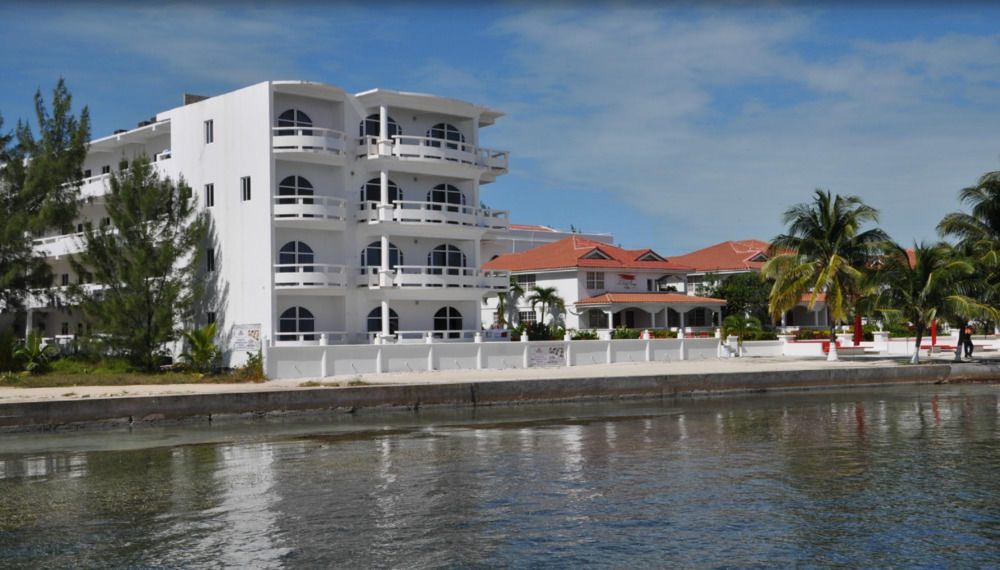 Sands Villas سان بيدرو المظهر الخارجي الصورة